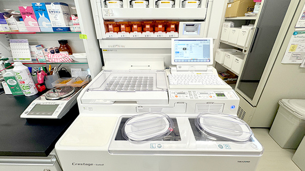 ＭＩＫＡＴＡ薬局の調剤器具