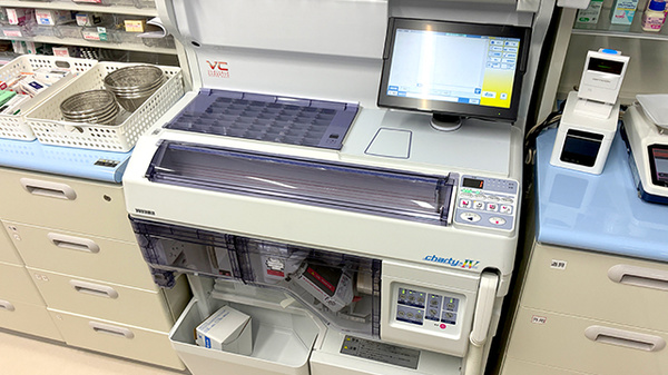 調剤薬局 薬報堂 花堂店の調剤器具
