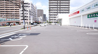 レデイ薬局　西古松店の駐車場