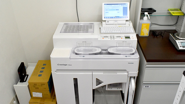 ラハイナ薬局　ガーデンテラスの調剤器具