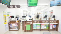 スギ薬局 寝屋川市駅南調剤店の受付/カウンター