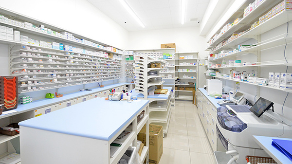 スギ薬局 香久山南店の調剤室