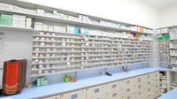 スギ薬局 香久山南店の薬棚