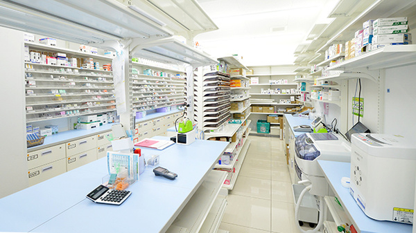 スギ薬局 船橋夏見店の調剤室