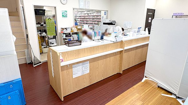 しろくま薬局　寝屋川店の受付/カウンター