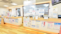 薬ヒグチ調剤薬局 千束店の受付/カウンター