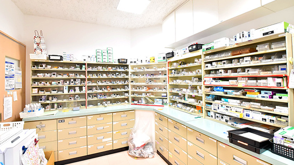 薬ヒグチ調剤薬局 パークタワー店の調剤室