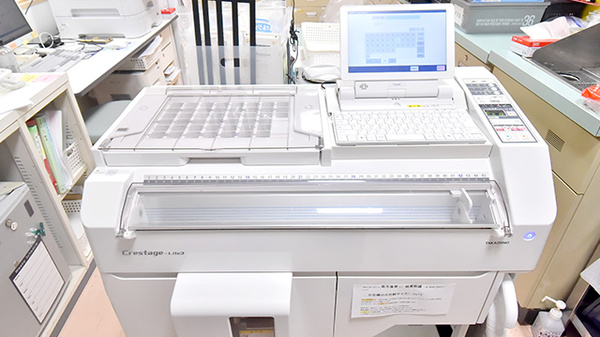 薬ヒグチ調剤薬局 パークタワー店の調剤器具