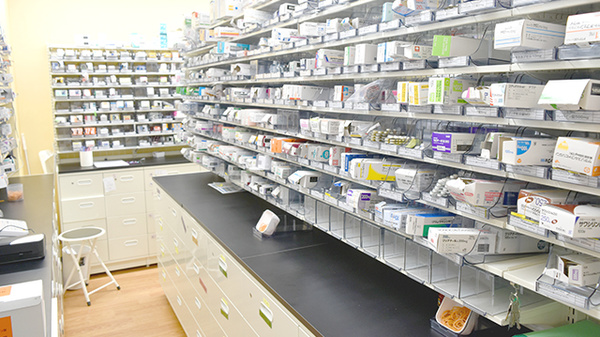 杏林堂薬局　エキマチ店の調剤室