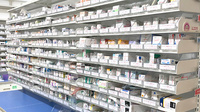 杏林堂薬局　遠州病院前店の薬棚