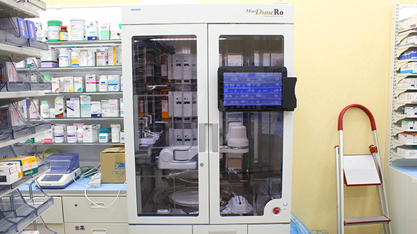 杏林堂薬局　新津店の調剤器具