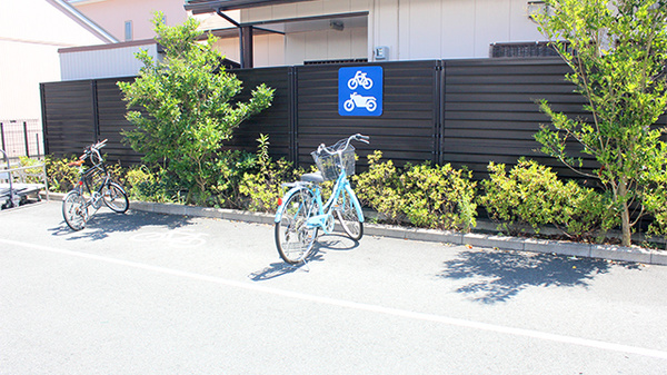 杏林堂薬局　新津店の駐輪場