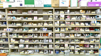 杏林堂薬局　労災病院前店の薬棚