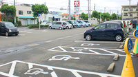 杏林堂薬局　藤枝田沼店の駐車場