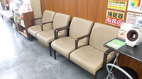 杏林堂薬局　静岡千代田店の待合スペース