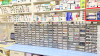 第一薬局の薬棚