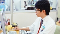 ハーモニー薬局　柳田店の作業風景