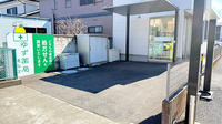 ゆず薬局連取店の駐車場