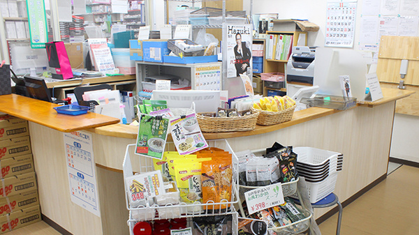 サンリツ薬局　谷塚店の受付/カウンター
