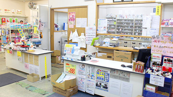 ブレーメン薬局　西青木店の受付/カウンター