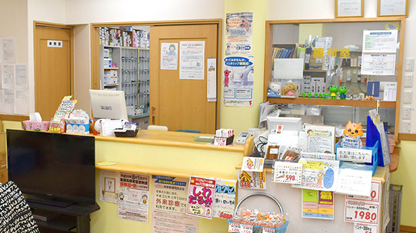 ブレーメン薬局　小倉台店の受付/カウンター