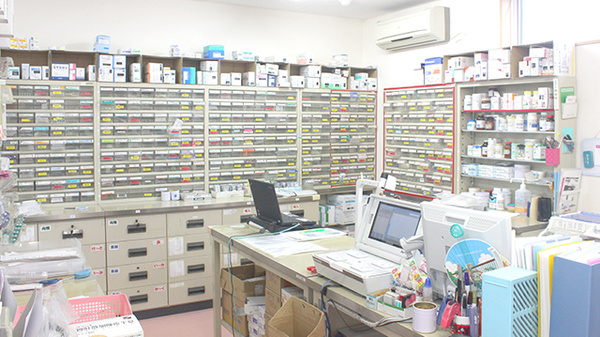 高野調剤薬局の調剤室