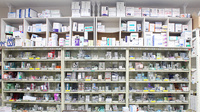 ダリヤ南橋本薬局の薬棚