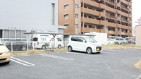 ダリヤ湘南薬局の駐車場