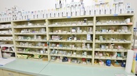 ダリヤ元町薬局の薬棚