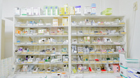 ダリヤ下関薬局の薬棚