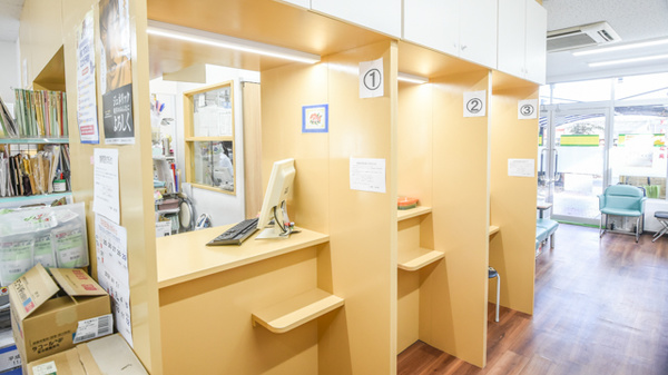 イシイ薬局　関ケ原店の受付/カウンター