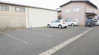 ごうど調剤薬局の駐車場