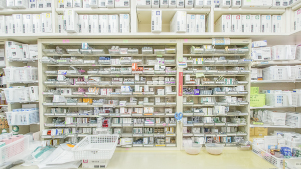 トヨミ薬局　新豊田店の薬棚