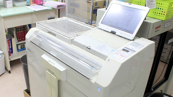 アポテカ薬局の調剤器具