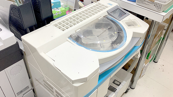 ヤックスドラッグ　君津人見薬局の調剤器具