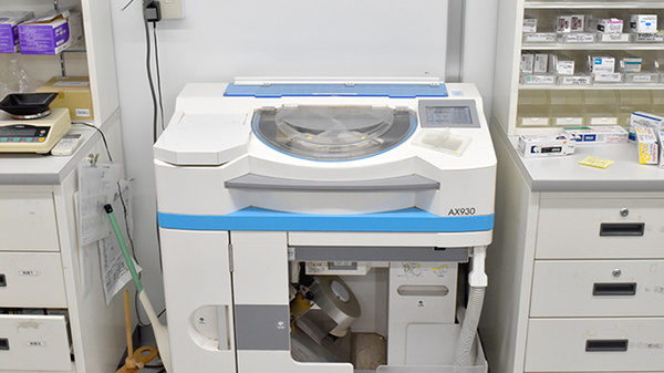 ヤックスドラッグ　大多喜薬局の調剤器具