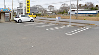 ヤックスドラッグ　芝山薬局の駐車場