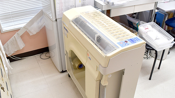 ヤックスドラッグ　銚子明神薬局の調剤器具