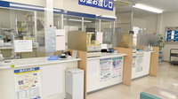 ヤックスドラッグ　印旛日本医大駅前薬局の受付/カウンター