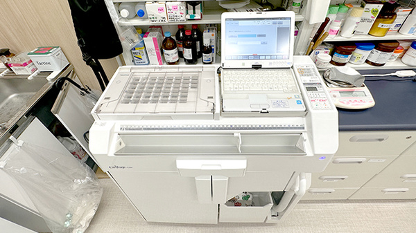 ことぶき薬局　朝霞店の調剤器具