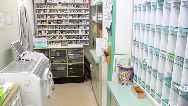ことぶき薬局　大山店の調剤室