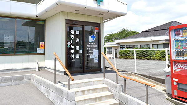 弘済堂薬局の入口