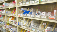 福神調剤薬局　大城店の薬棚