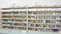 川尻調剤薬局の薬棚