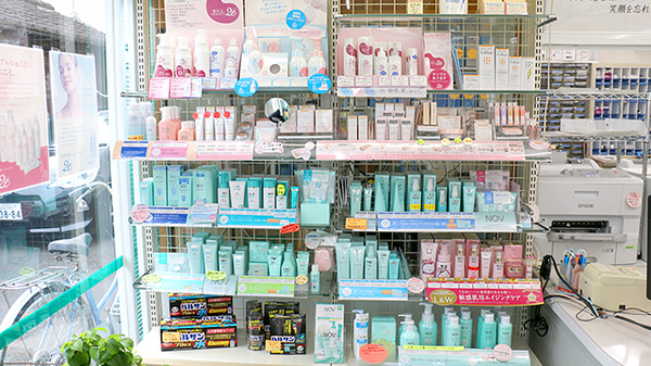 コスモ薬局の化粧品