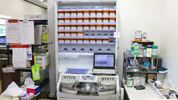 新生薬局の調剤器具