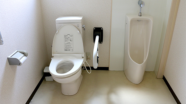 つくし薬局のお手洗い