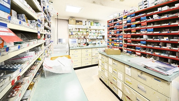日生薬局　牛込店の調剤室
