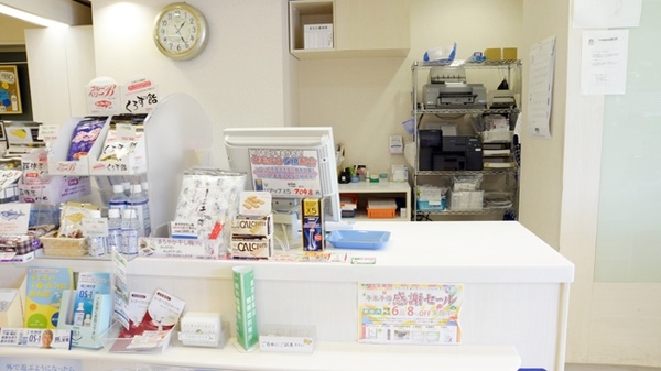 日生薬局　五反田駅前店の受付/カウンター
