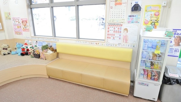 トーカイ薬局　多治見北店の待合スペース